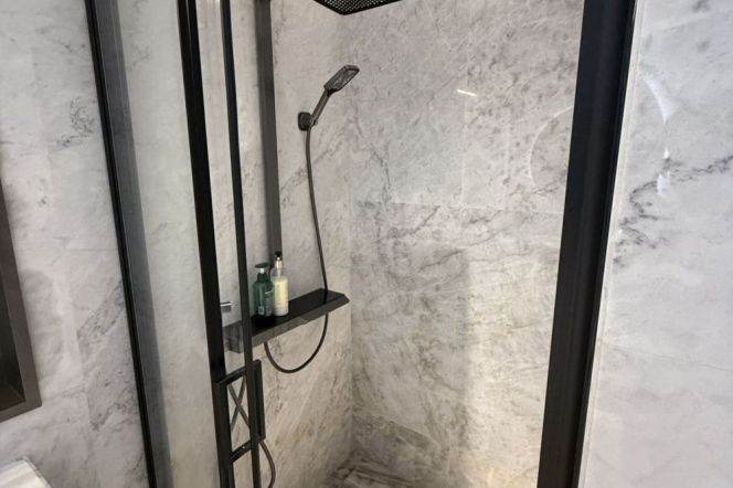 1Studio near line 1/9/11 Xujiahui convenient to New York Uni can long and short term lease