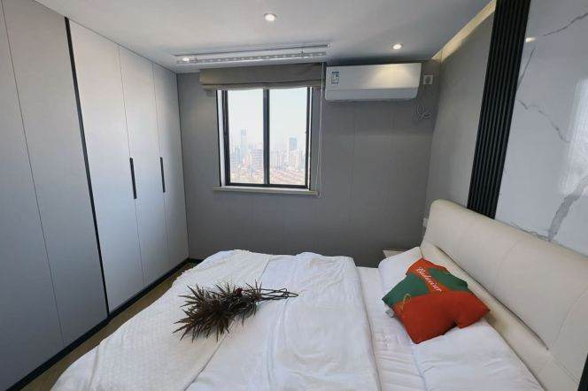 High rise 1 BR with great view near Lancun rd station ( Short term welcomed )
