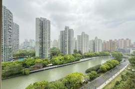 super modern 3brs floor heating modern furniture beside Su zhou river line 3,4 