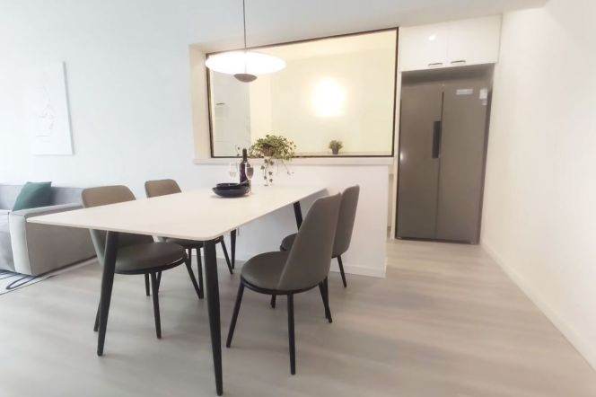 Elevator Spacious 3Br/2Lr/2Bt Close to L3/4/10 Hongqiao Rd Station 