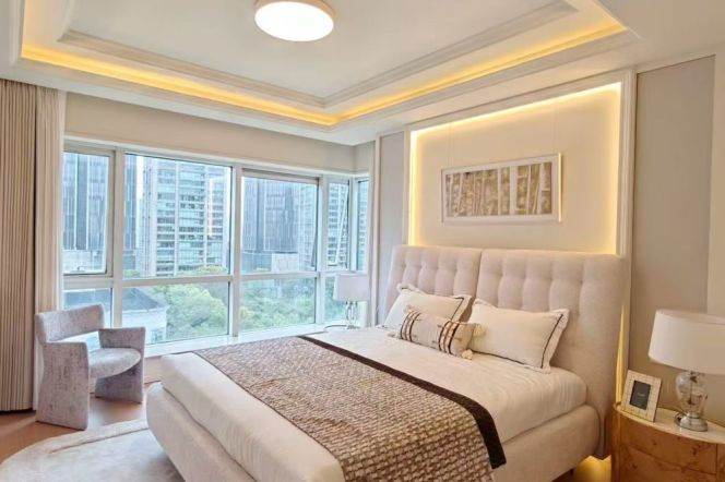 Modern 4brs with floor heating and balcony in Xintiandi 