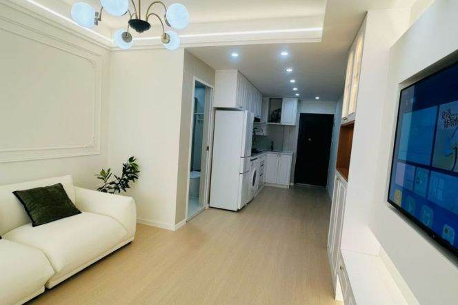 Zhongshan park/charming 1br 1lr/bright room/cozy&clean/brand furniture,@L2/3/4
