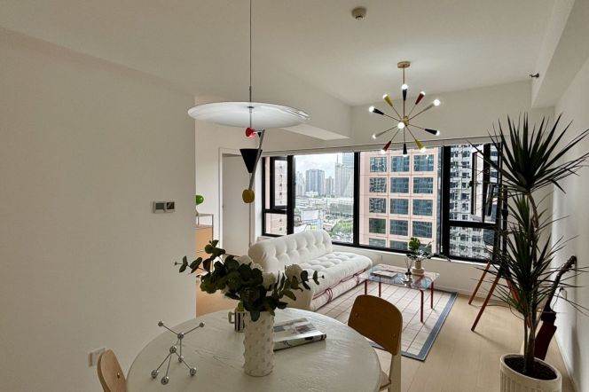 1bdr 1bath /L1/12/13 Hanzhong Rd /Shanghai Railway Station/Spacious&Modern /Nice View