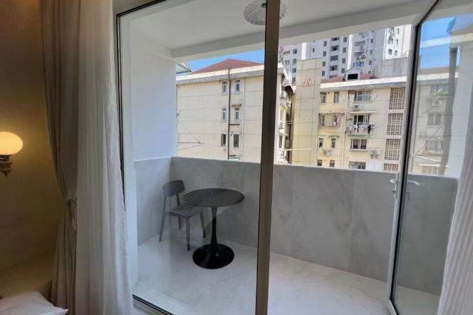 1bed@jing‘an temple 