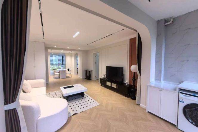 Modern 2BR 2BA in Garden Residence | Pudong Avenue, Steps to Huangpu River