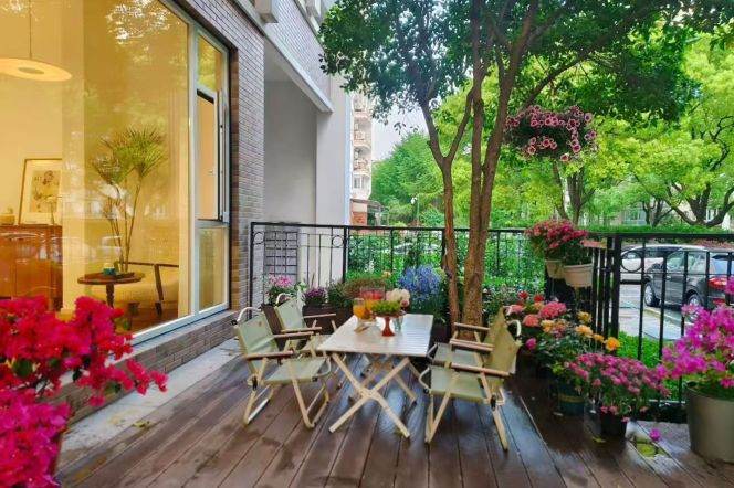 Modern  douplex 4brs with floor heating and garden near Huang pu river 