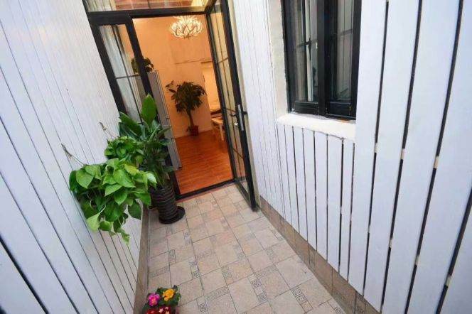 Furnished 2Br with Patio S. Shaanxi Rd Station