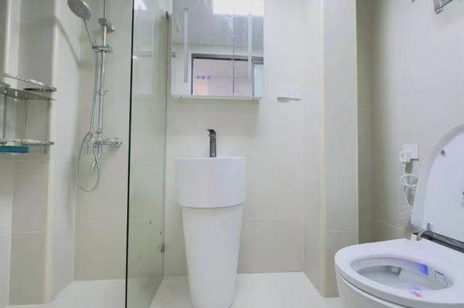 Nice yard 1Br/1Lr/1Bt apt nr Zhongshan park,M2/3/4
