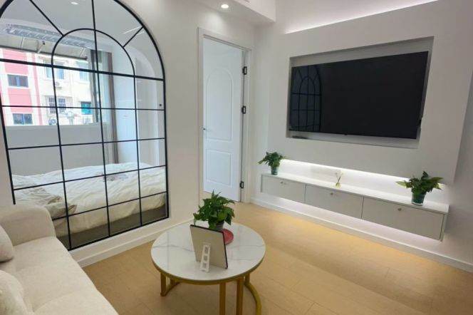 Brand new 1Br/2Lr/1Bt Close to L2/1 Jiangsu Rd Station 