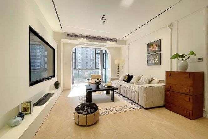 Well-lit 2BR 2BA Residence w/Heating in Lianyang/Century Park