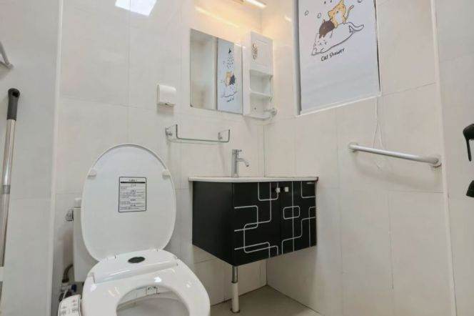 Nice yard 1Br/1Lr/1Bt apt nr West yanan rd,M3/4