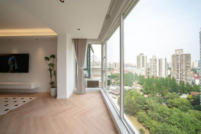 Spacious 3BR + Floor-to-Ceiling Windows, Xinhua rd  170sqm