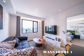 Modern&Bright&Spacious 2Bdrs 1Bath Apt/Jing'an Temple/Large Balcony/Good View