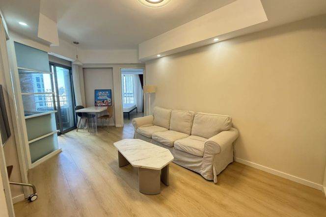 Elevator 1br-Yan'an West Road - 10 minutes to Line 2/11 - Jiangsu Road