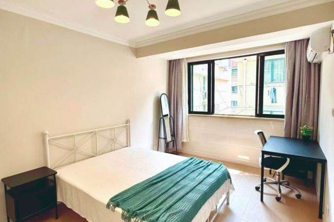 Jing'an temple 1BR apartment