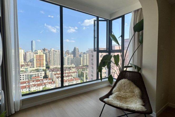 Spacious 2Br + Balcony | Yanping rd & Changping rd metro | Wuning rd L13&14