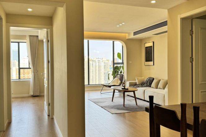 Spacious 2Br + Balcony | Yanping rd & Changping rd metro | Wuning rd L13&14