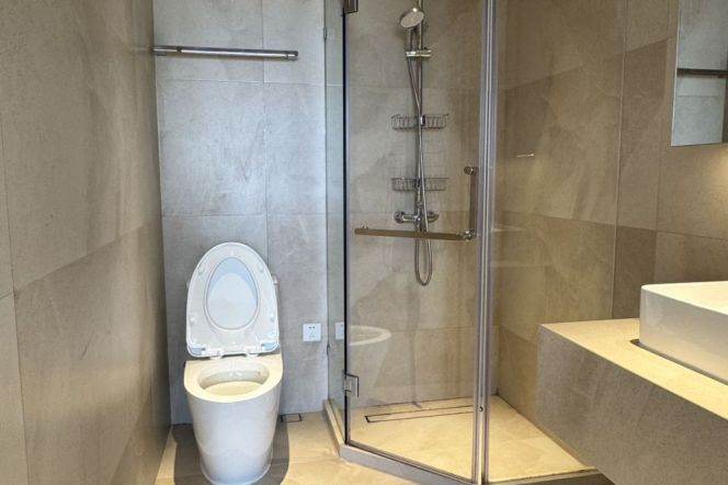 South Shanxi rd & IAPM | Bar street | Standard 3Br + heating + elevator | Good view