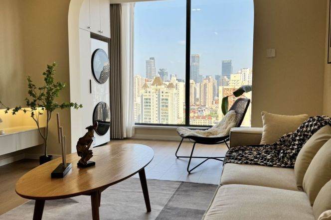 Spacious 2Br + Balcony | Yanping rd & Changping rd metro | Wuning rd L13&14