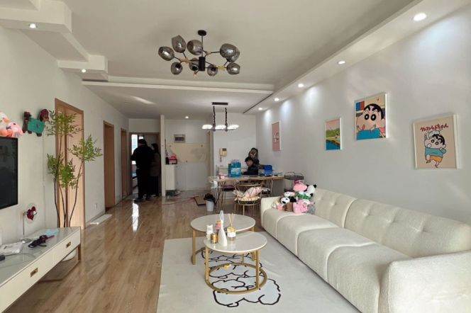 Changshou rd 2br
