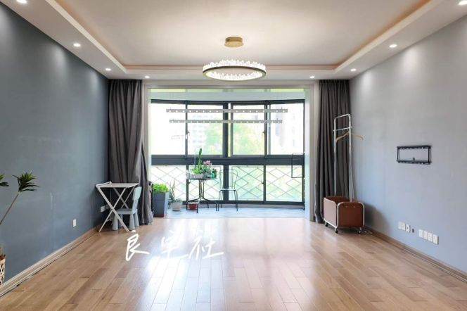 xiangyang rd 3br2bath160sqm