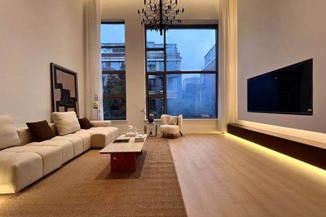 Brand new Villa  4brs/5baths & Private garden/loft @Qingpu Suis & Line 17