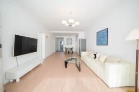 Nice 3br ,2bth, close to Longbaixincun, Line 10
