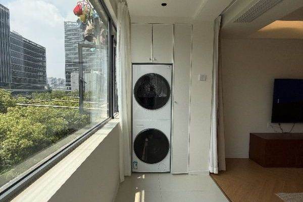 Daduhe rd/elevator 1br 2lr/big living room/central AC/bright room,@L13/15