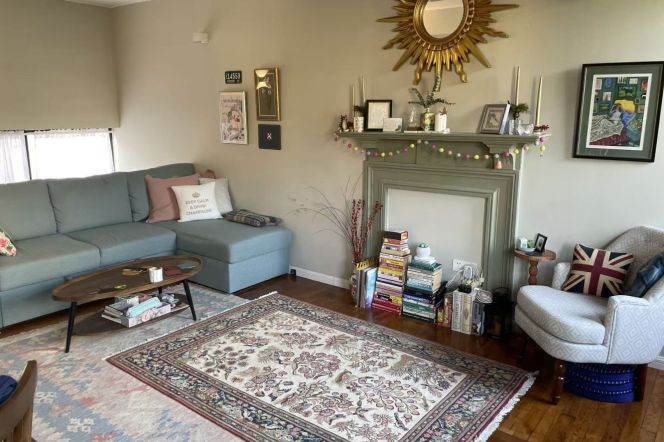 Golden Location 2Br/2Lr/2Bt Close to L1/10/12 South Shaanxi Rd Station 
