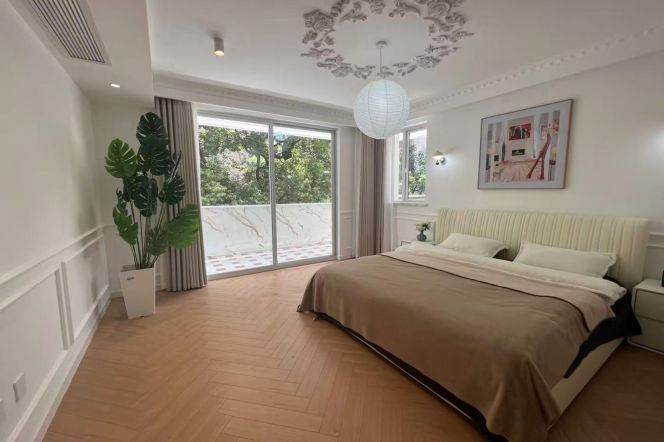 Modern 1+1br/120sqm & outside balcony @W Nj Rd & Line 2/12/13