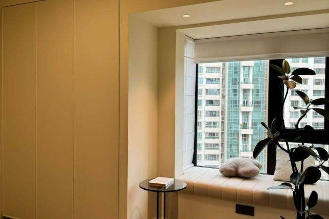 Jing'an  | Spacious 3BR+2Bath  Prime Location