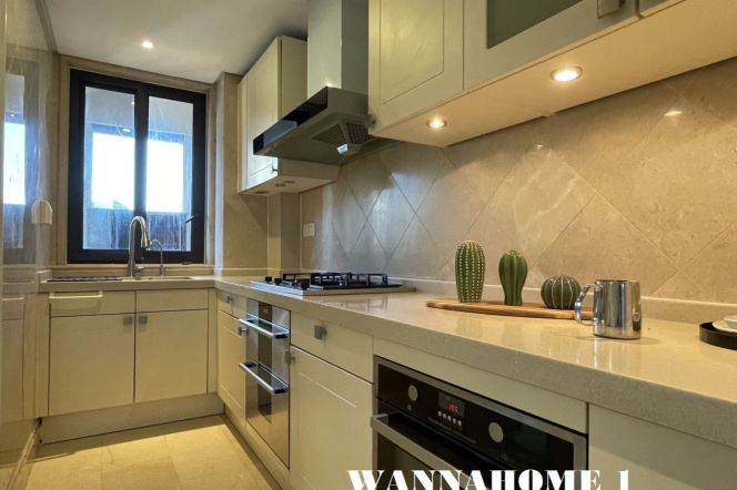 Modern&Spacious 3Bdrs 2Baths Apt+Top  Compound+L7/13 Chang Shou Rd+Awesome View