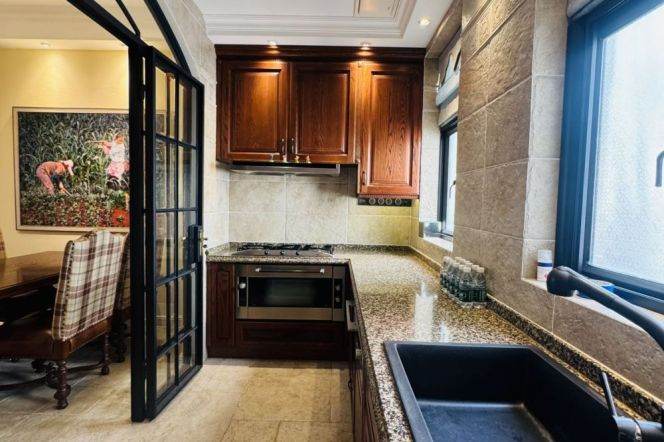 Elevator Big 2br/1bt Flat beside Fuxing Park