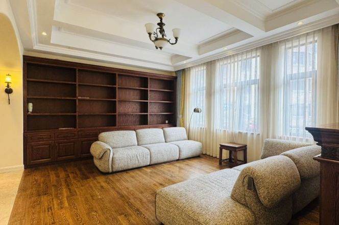 Elevator Big 2br/1bt Flat beside Fuxing Park
