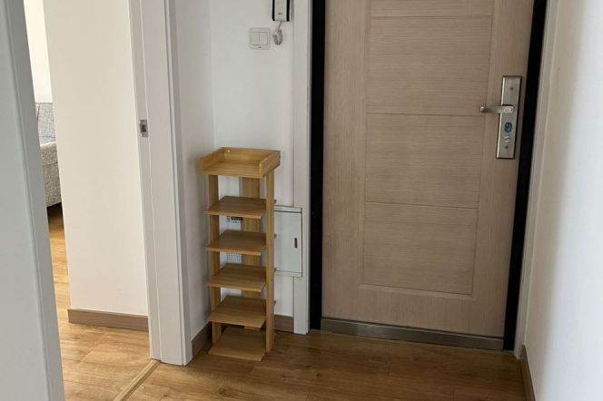 Elegant 1br,high rise with good view,close to Jiaotong,Line 10