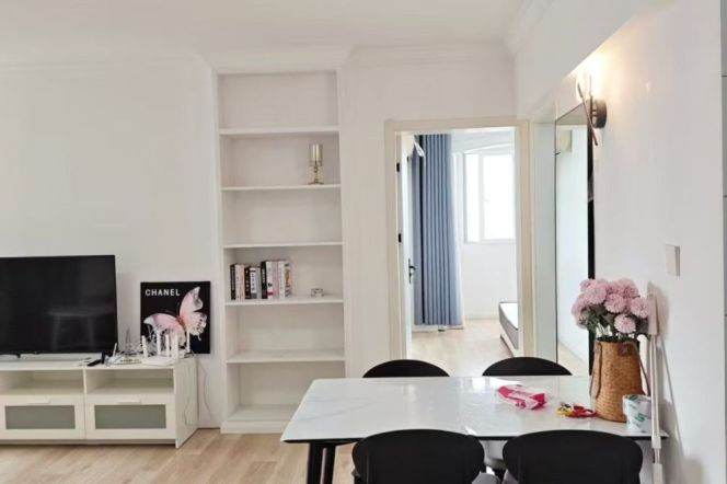Modern 2br with elevator near Changshou Rd M7/13