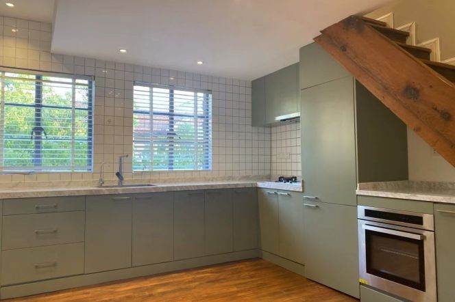 Golden Location 2Br/2Lr/2Bt Close to L1/10/12 South Shaanxi Rd Station 
