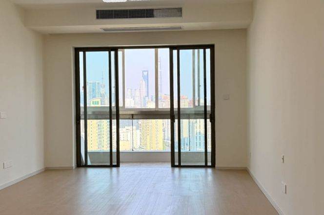 3 Brs, 2 Baths, Brand-new Dec, 130 sqm, High rise building @ Hanzhong metro L1,12&13