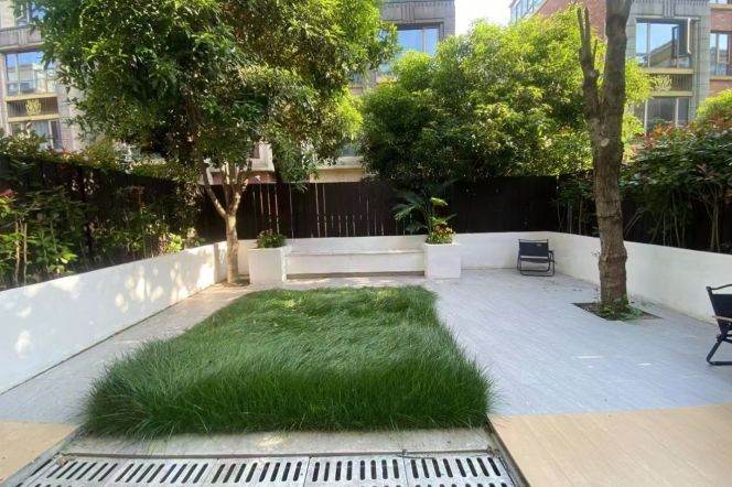 Brand new Villa  4brs/5baths & Private garden/loft @Qingpu Suis & Line 17