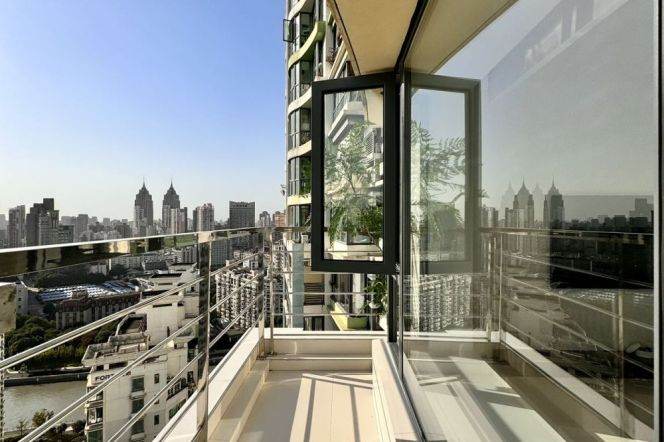 modern duplex 2brs floor heating nice terrace beside Su zhou river line 13,14 