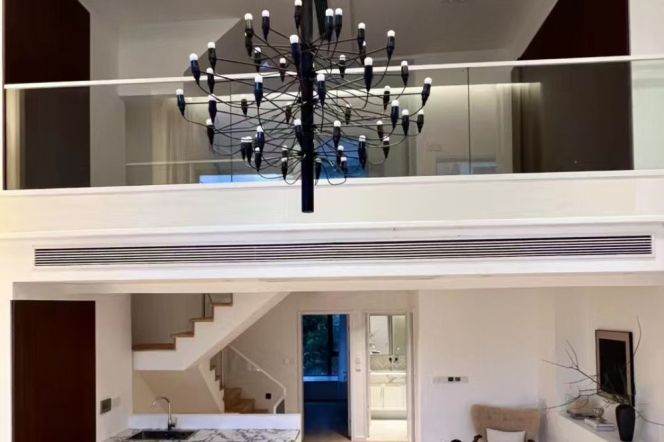 Brand new Villa  4brs/5baths & Private garden/loft @Qingpu Suis & Line 17