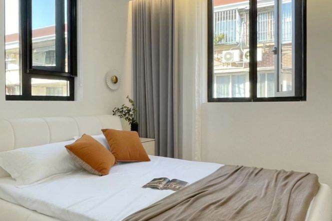 Modern&Spacious&Really Bright 1Bdr 1Bath Apt+4F Walk Up+ Zhong Shan Park+Greeny View 