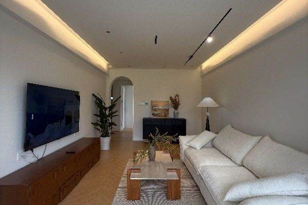 Daduhe rd/elevator 1br 2lr/big living room/central AC/bright room,@L13/15
