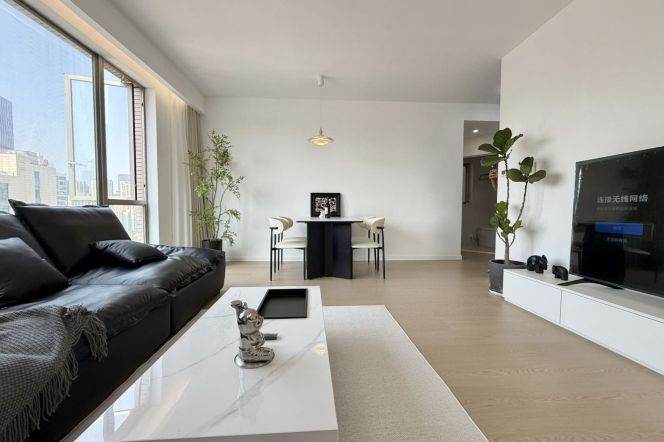 High-rise Apt with Horizontal Hall