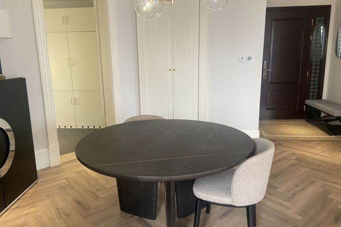Jiaotong Uni| Spacious 3BR 2BA 220sqm with Floor Heating & Central AC