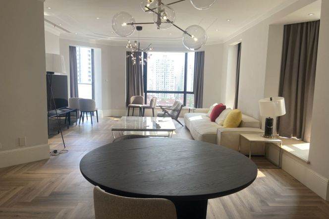Jiaotong Uni| Spacious 3BR 2BA 220sqm with Floor Heating & Central AC