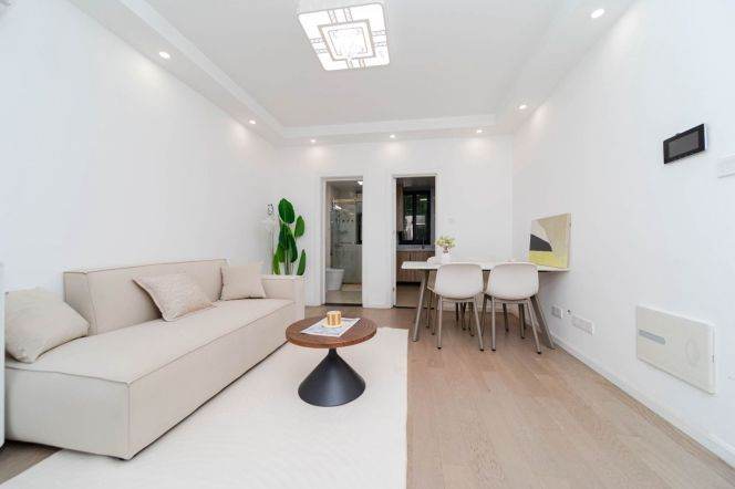 Tasty brand new 1br apt close to Laowaijie, No.71 bus station nearby