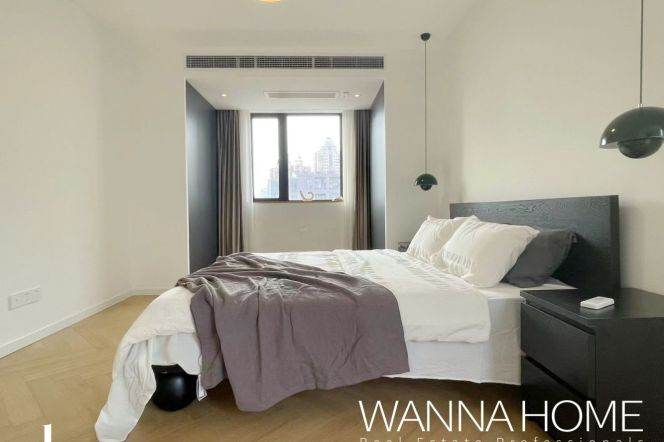Awesome View+Modern&Really Bright&Spacious 2Bdrs 1Bath Apt+L7 Chang Ping Rd+Super Balcony