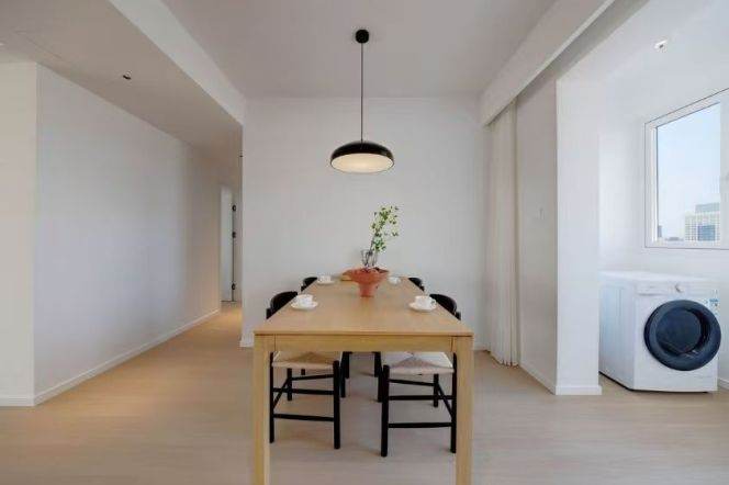  Changning  3BR 2BA 138sqm | Bright Modern Home Near Line 2