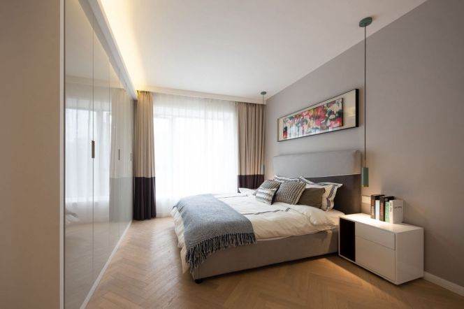 Jing'an Taikoo Hui | Spacious 4BR 2BA 175sqm, Bright & Modern